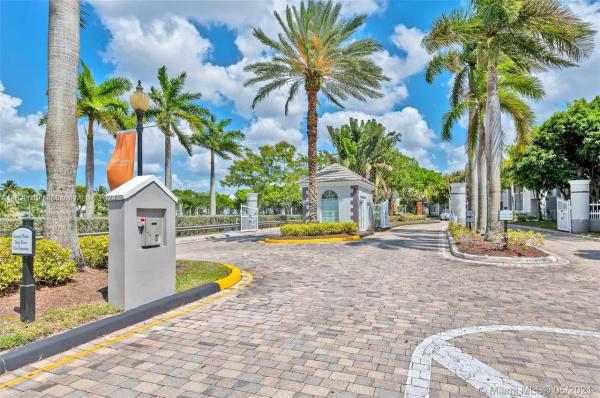 Devonaire At Pembroke Pines, 720 SW Sw 111th Ave #107, Pembroke Pines, Florida 33025, image 1