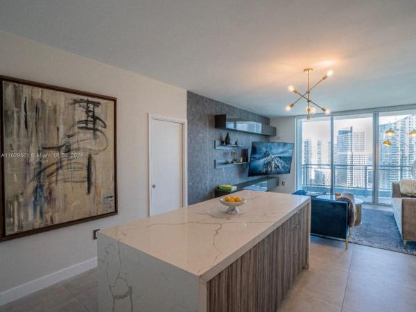 The Ivy At Riverfront, 90 SW 3rd St #3703, Miami, Florida 33130, image 3
