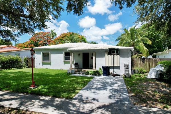 Cinema Park Country Club Estates, 540 Cardinal St, Miami Springs, Florida 33166, image 1