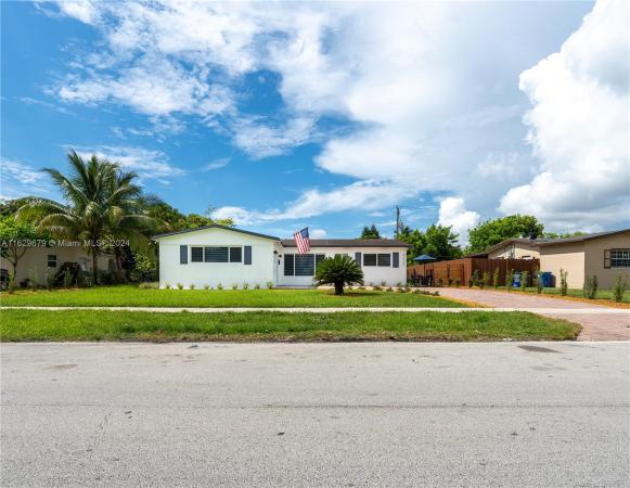 Sunrise Golf Village, 6220 NW 19th St, Sunrise, Florida 33313, image 2