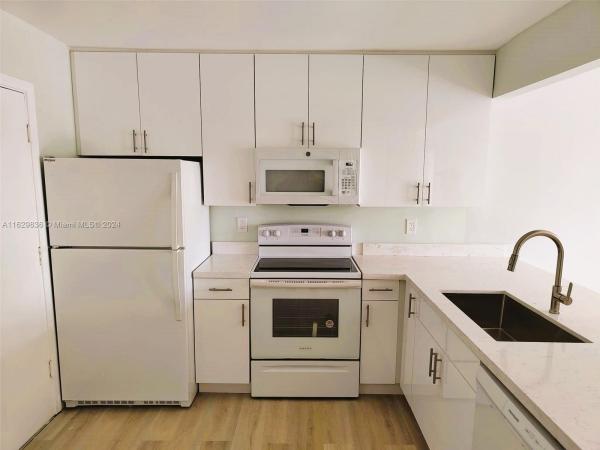 Castle Gardens, 4751 NW 21st St #501, Lauderhill, Florida 33313, image 1