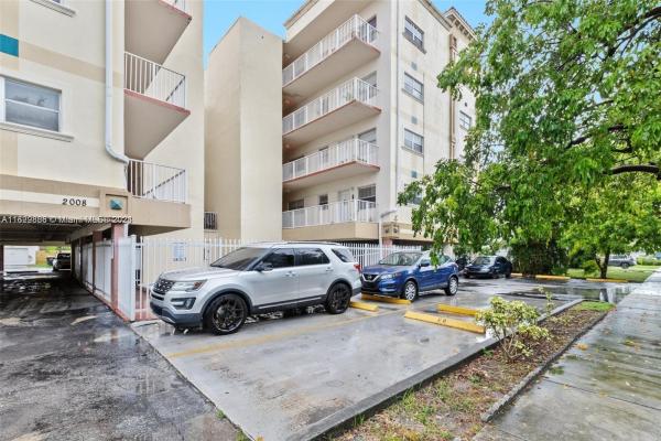 Pier 43, 2008 Jackson St #B1, Hollywood, Florida 33020, image 1