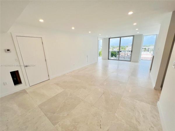 King Cole, 900 Bay Dr #605, Miami Beach, Florida 33141, image 1