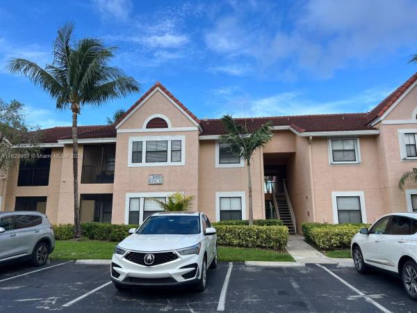 Biscayne Beach Club, 10500 SW 155th Ct #10211, The Hammocks, Florida 33196, image 1