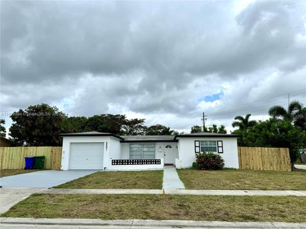 Oriole Margate, 6601 NW 1st St, Margate, Florida 33063, image 1