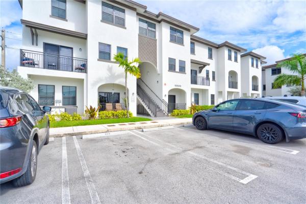 Century Park South, 15500 SW 136th St #204, Kendall, Florida 33196, image 1