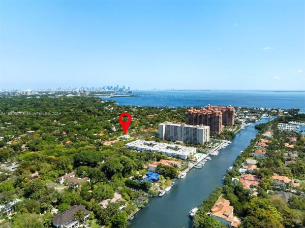 Dakota, 111 Edgewater Dr #2A, Coral Gables, Florida 33133, image 1