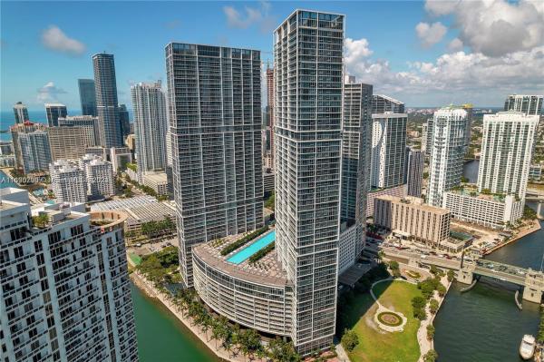 Icon Brickell Tower 1, 475 Brickell Ave #4211, Miami, Florida 33131, image 1