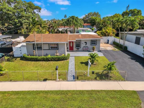 Palm Springs North Residential, 7884 NW 175th St, Palm Springs North, Florida 33015, image 2