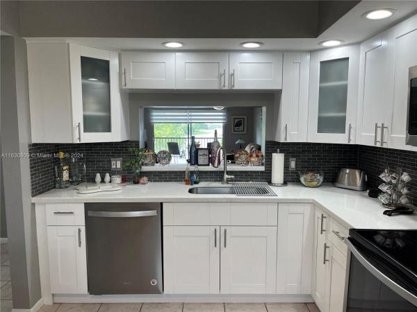 Plymouth At Century Village, 13800 SW 5th Ct #307M, Pembroke Pines, Florida 33027, image 1