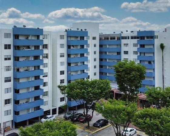5050 Building, 5050 NW 7th St #101, Miami, Florida 33126, image 1