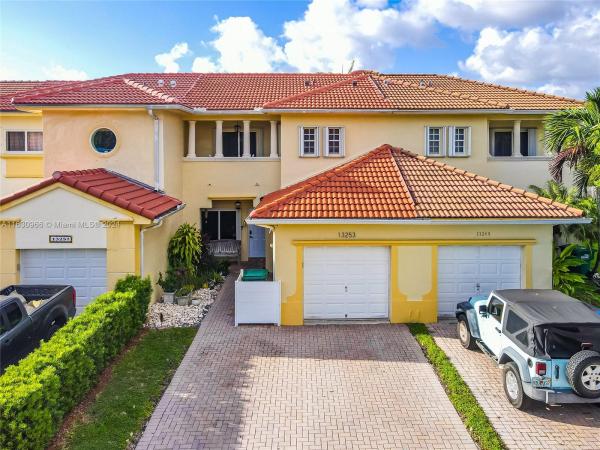 Twin Lake Shores Central, 13253 SW 142nd Ter, Three Lakes, Florida 33186, image 1