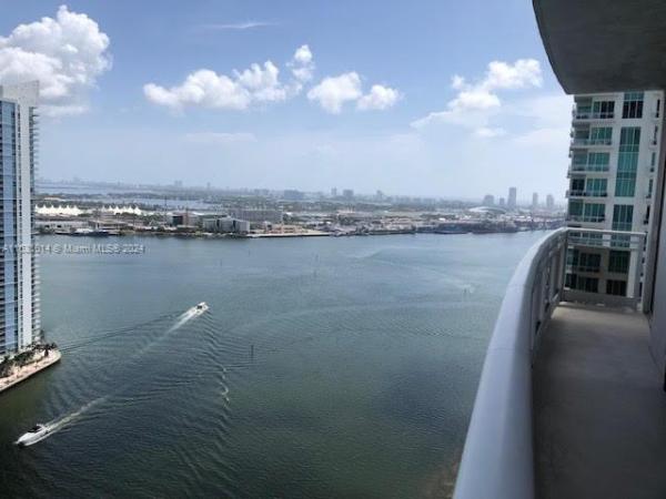 Carbonell, 901 Brickell Key Blvd #3206, Miami, Florida 33131, image 1