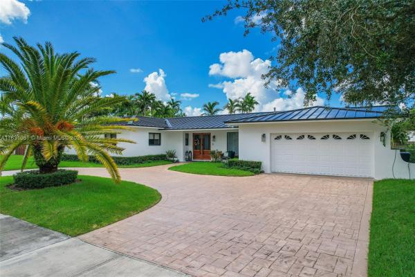 Pine Shore, 10900 SW 128th St, Kendall, Florida 33176, image 3