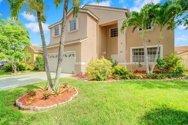 Cameron Lake, 114 Cameron Ct, Weston, Florida 33326, image 1