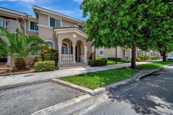 Mandarin Lakes, 13962 SW 276th St #13962, Naranja, Florida 33032, image 3