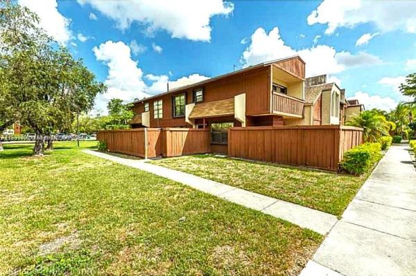 Snapper Village, 11561 SW 64th St #A, Kendall, Florida 33173, image 1