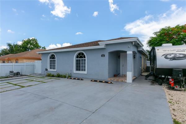 Everglades Avenue Heights, 7931 NW 14th Pl, West Little River, Florida 33147, image 1