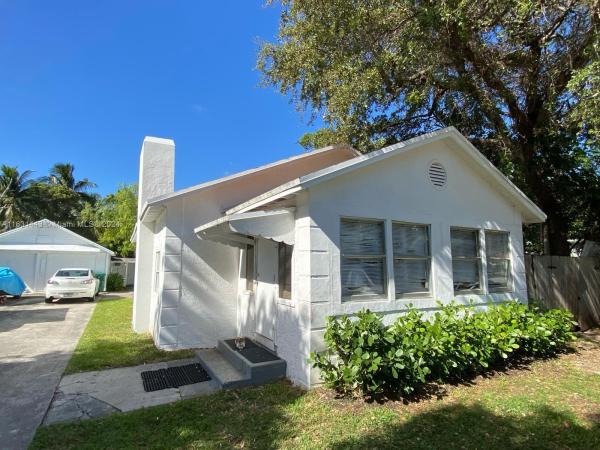 Home Acres, 8982 NW 5th Ave, El Portal, Florida 33150, image 1