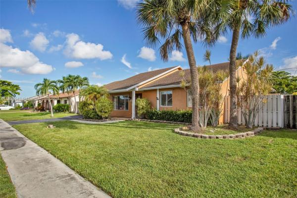 Millers Sunrise Estates, 10431 NW 21st Ct, Sunrise, Florida 33322, image 2