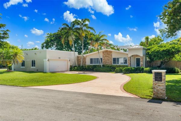 Palmetto Pines, 7505 SW 139th St, Palmetto Bay, Florida 33158, image 1