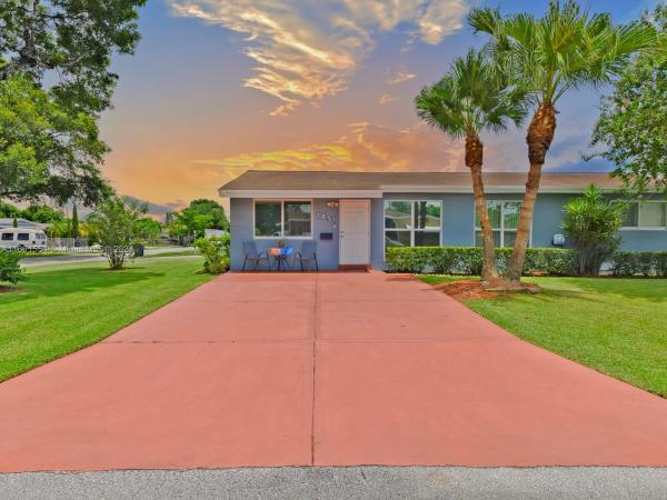 Driftwood Acres, 1851 N 69th Ave, Hollywood, Florida 33024, image 3