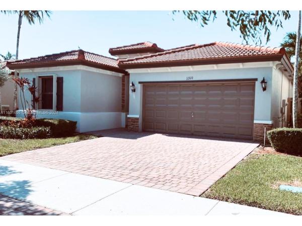 Silver Palms East, 11510 SW 240th Ter, Princeton, Florida 33032, image 1