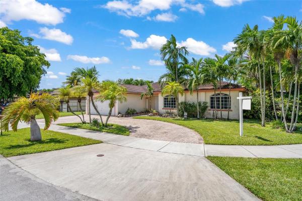 Kessler Grove, 15383 SW 169th Ln, Richmond West, Florida 33187, image 3