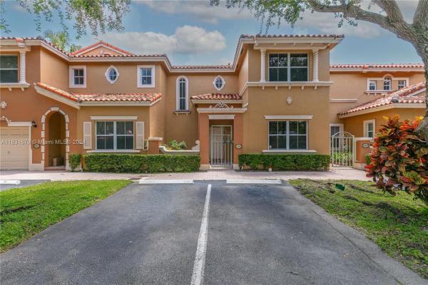 8550 NW 141st Ln #202, Miami Lakes, Florida 33016, image 2