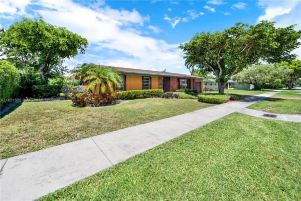 Snapper Creek Park, 8640 SW 89th Ave, Kendall, Florida 33173, image 3