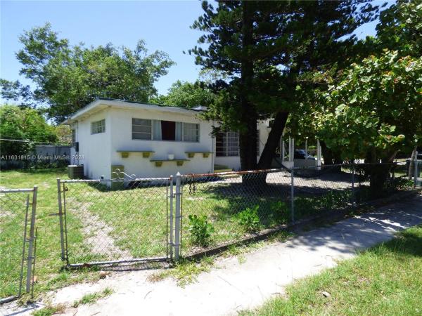 Alhambra Heights, 590 NW 124th St, North Miami, Florida 33168, image 2
