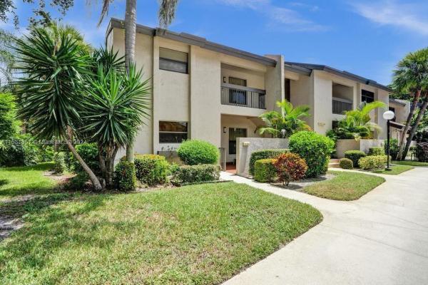 Pond Apple Place 3, 4161 NW 22nd St #261G, Coconut Creek, Florida 33066, image 1
