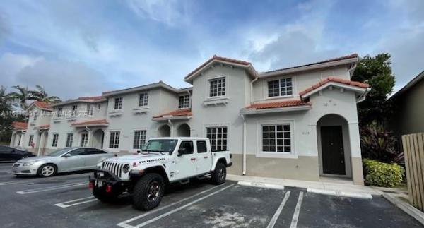 Majorca Isles, 21201 NW 14th Pl #8-18, Miami Gardens, Florida 33169, image 1