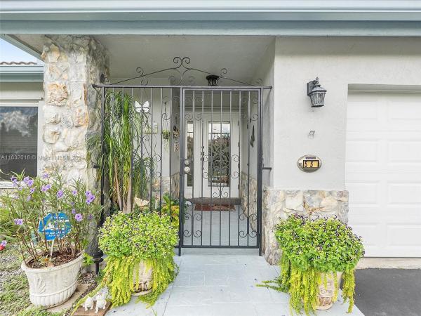 Hawkes Bluff, 5050 Hawkes Bluff Ave, Davie, Florida 33331, image 1