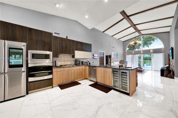 Doral Glen, 5124 NW 106th Ave, Doral, Florida 33178, image 1