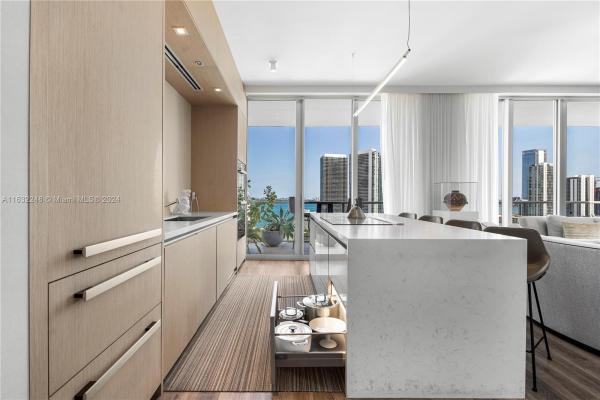 Two Midtown Miami, 3470 E Coast Ave #H2209, Miami, Florida 33137, image 3