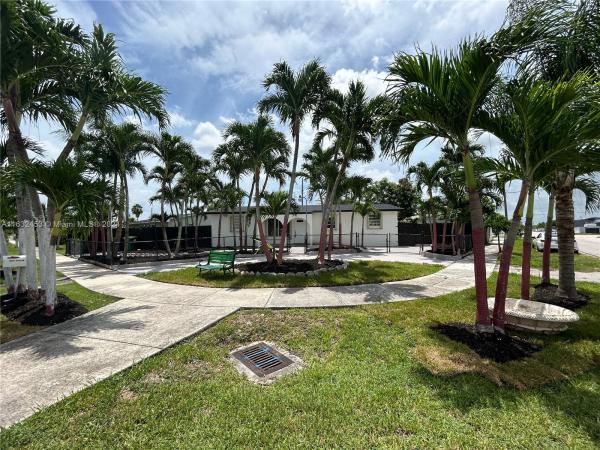 New South Miami Heights, 11880 SW 185th St, South Miami Heights, Florida 33177, image 2