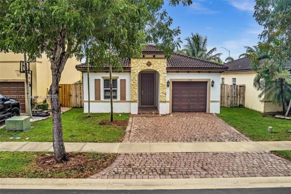 Atlantis At Oasis, 2365 NE 4th St, Homestead, Florida 33033, image 3