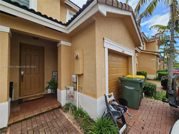Floridian Isles South, 1053 NE 42nd Ave, Homestead, Florida 33033, image 2