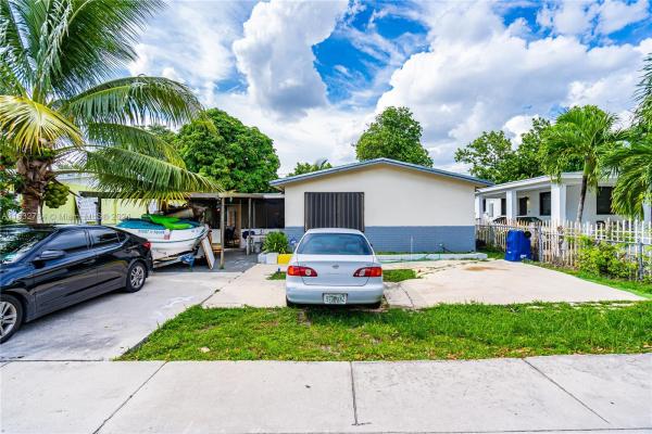 Washington Park, 1575 NE 154th Ter, North Miami Beach, Florida 33162, image 1