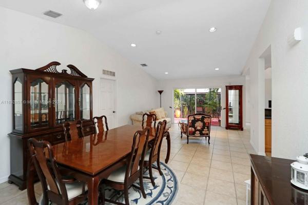 Pelican Bay At Old Cutler Lakes, 8971 SW 208th Ter, Cutler Bay, Florida 33189, image 2
