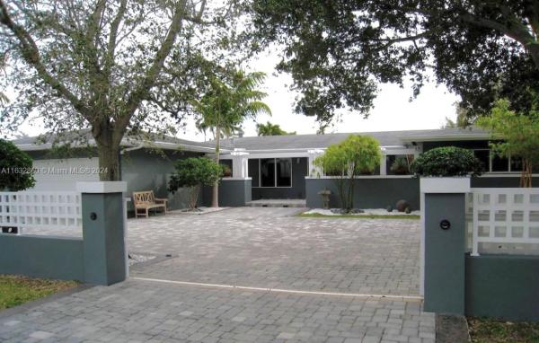 Bouganvillea Court Homesites, 10301 SW 58th Ct, Pinecrest, Florida 33156, image 1