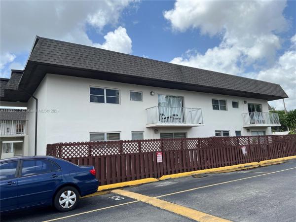 Gallowood, 8601 SW 94th St #224W, Kendall, Florida 33156, image 1