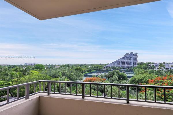 Tidemark At Key Colony, 201 Crandon Blvd #506, Key Biscayne, Florida 33149, image 1