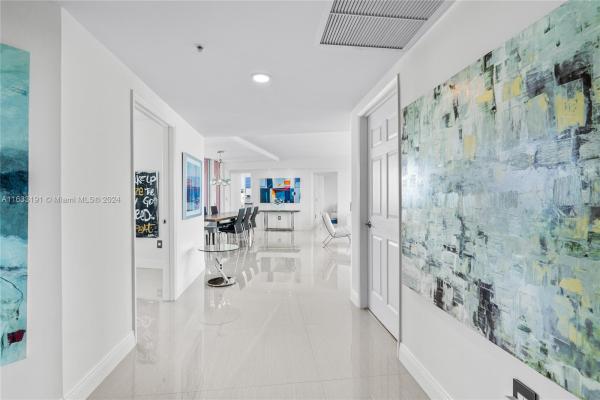 Hidden Bay, 3370 NE 190th St #3615, Aventura, Florida 33180, image 3