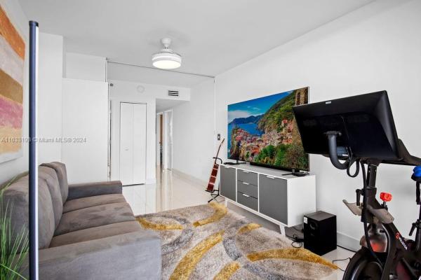 1000 Island Boulevard, 1000 W Island Blvd #1606, Aventura, Florida 33160, image 3