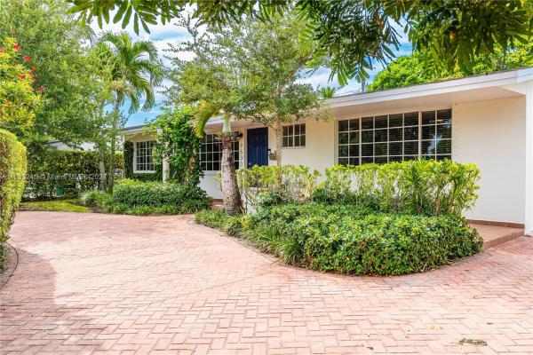 Miller Heights, 9530 SW 51st St, Olympia Heights, Florida 33165, image 3