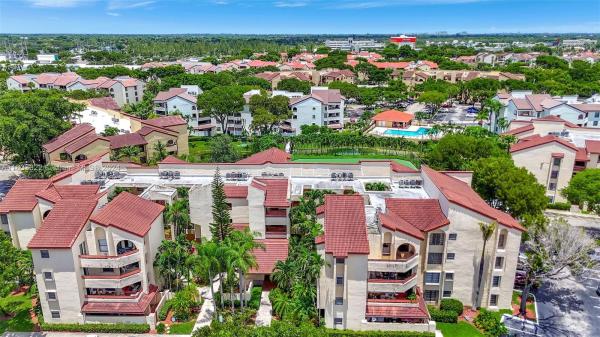 Kenland Pointe, 12455 SW 93rd Ter #410-T, The Crossings, Florida 33186, image 1