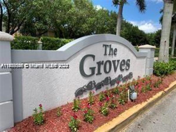 Venetia Groves, 1586 SE 31st Ct #1586, Homestead, Florida 33035, image 1