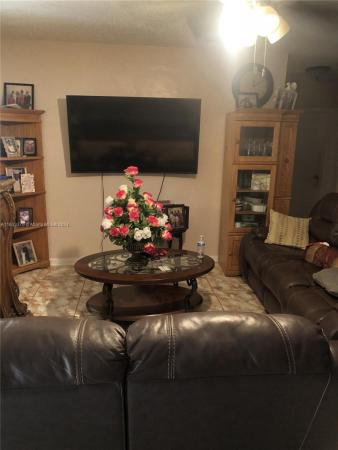 430 NE 109th St, Unincorporated Dade County, Florida 33161, image 3